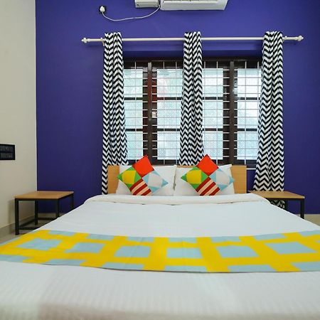 Hotel O Majestic Stays Kazhakuttam Exterior photo